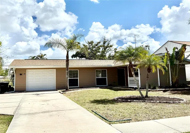Photo 3 of Single family home for sale at 3715 Sharondale Dr, Sarasota, FL 34232 | MLS# A4685371 | Listing updated on 2026-09-12