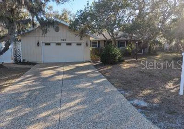 1st image of 742 Edgemere, Sarasota, FL 34242 | MLS# W7883717