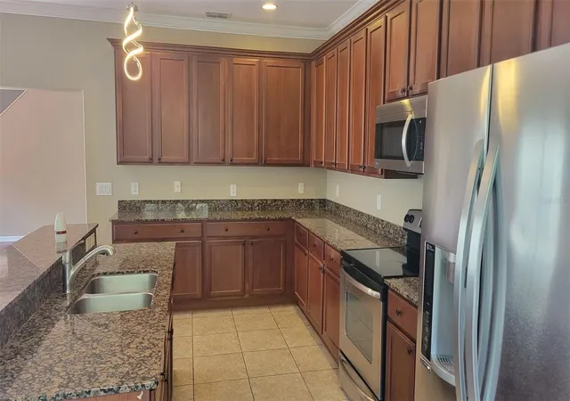 Photo 4 of Sale Pending at 1443 Hillview Ln, Tarpon Springs, FL 34689 | MLS# TB8484348 | Listing updated on 2026-09-23