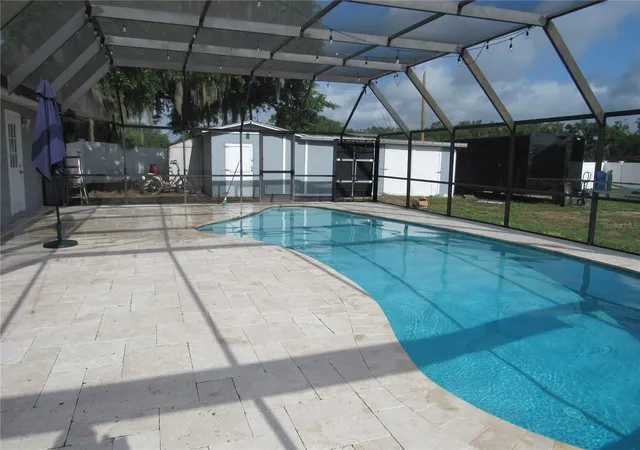 4th image of 330 Moccasin Hollow Rd, Lithia, FL 33547 | MLS# L4960058
