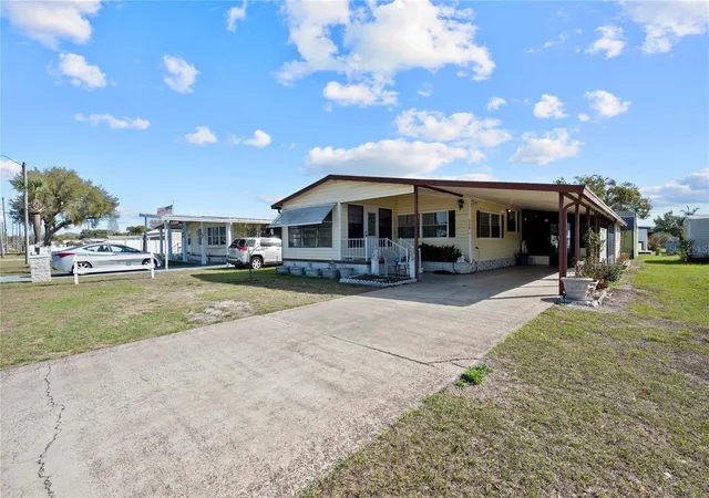 Manufactured home for sale at 5250 Dean Dairy Rd, ZEPHYRHILLS, FL 33541 | MLS# TB8484385 | Listing updated on 2026-10-07