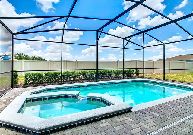 3rd image of 3401 Lilac Wy, Davenport, FL 33897 | MLS# O6388893
