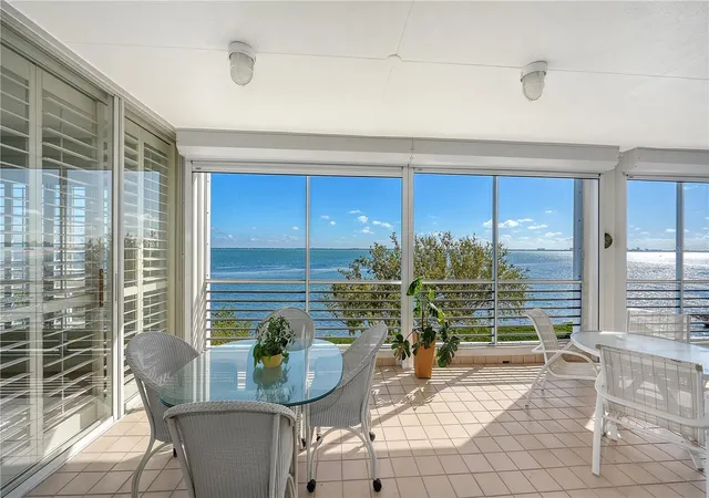 1st image of 2410 Harbourside Dr #142, Longboat Key, FL 34228 | MLS# A4685398