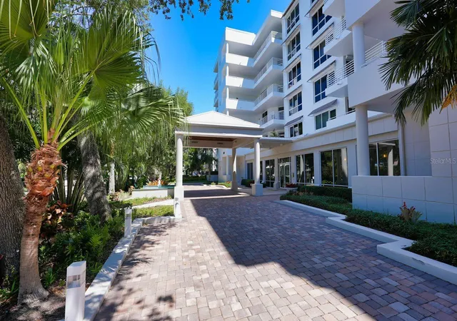 3rd image of 2410 Harbourside Dr, LONGBOAT KEY, FL 34228