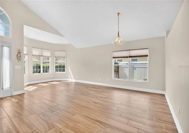 5th image of 13538 Fordwell Dr, Orlando, FL 32828 | MLS# O6388903