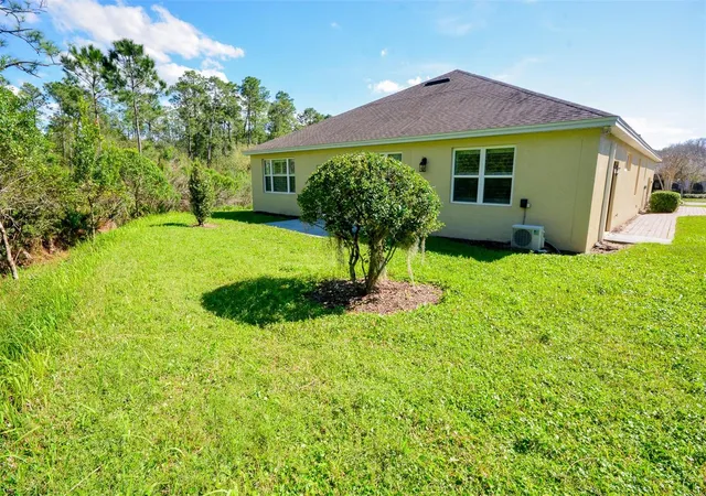 image of 215 Avenham Dr, Deland, FL 32724 | MLS# O6388928