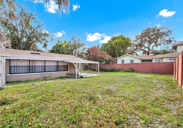 4th image of 1244 Lake Ave, Clermont, FL 34711 | MLS# G5109310