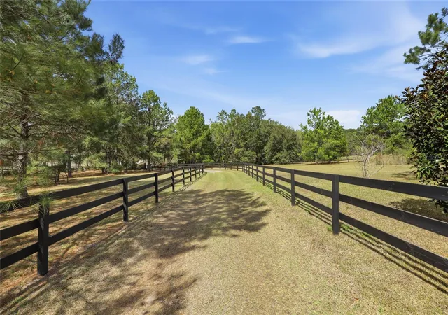 4th image of 22317 Nw 188Th St, High Springs, FL 32643 | MLS# GC538296