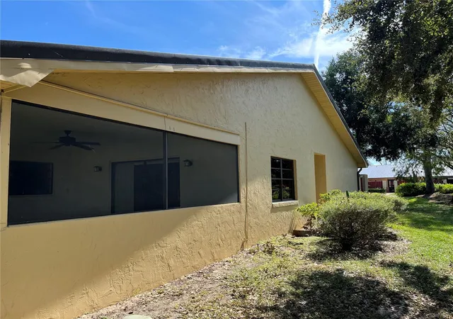 49th image of 1039 Medinah Dr, Winter Haven, FL 33884 | MLS# P4938088