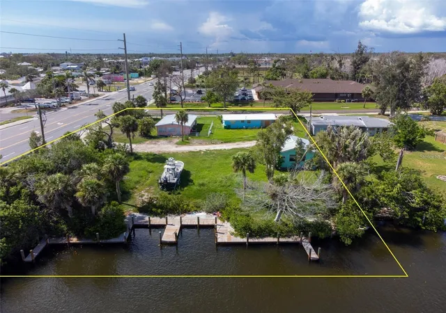 2nd image of 1695 Manor Rd, Englewood, FL 34223 | MLS# D6146525