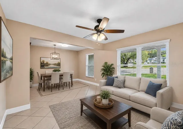 3rd image of 3244 Hunter Ct, Apopka, FL 32703 | MLS# O6388982