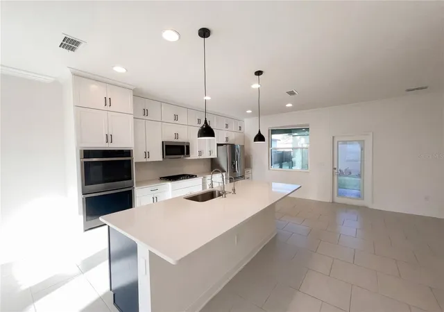 Photo 2 of Sale Pending at 13837 Lanyard Way, Winter Garden, FL 34787 | MLS# O6388993 | Listing updated on 2026-08-27