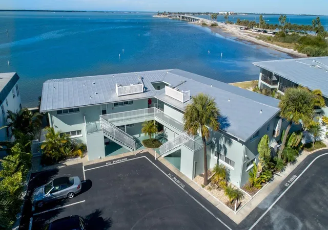 1st image of 2566 Gary Cir #5, Dunedin, FL 34698 | MLS# A4685469