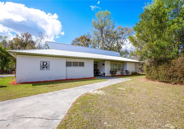 Photo 1 of Single family home for sale at 12182 Sw State Rd 45, Archer, FL 32618 | MLS# GC538299 | Listing updated on 2026-10-05