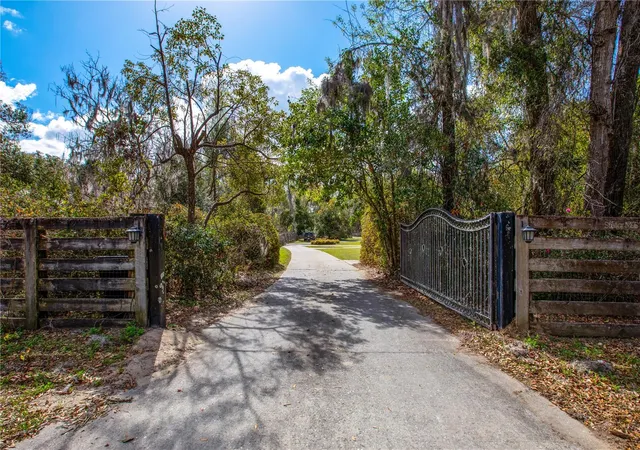 Photo 3 of Single family home for sale at 12182 Sw State Rd 45, Archer, FL 32618 | MLS# GC538299 | Listing updated on 2026-10-05