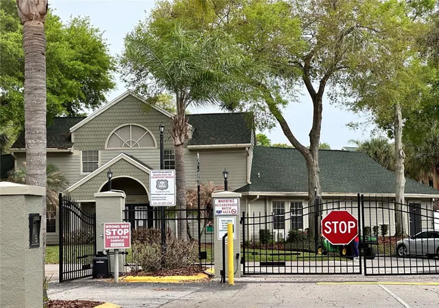 3rd image of 6004 Westgate Dr, ORLANDO, FL 32835