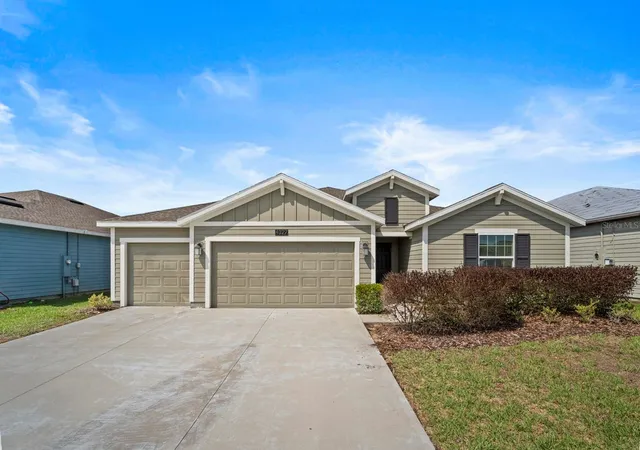 Photo 1 of Single family home for sale at 4327 Lighterknot Tr, Kissimmee, FL 34746 | MLS# S5145410 | Listing updated on 2026-09-18