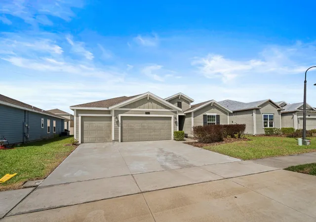 Photo 3 of Single family home for sale at 4327 Lighterknot Tr, Kissimmee, FL 34746 | MLS# S5145410 | Listing updated on 2026-09-18