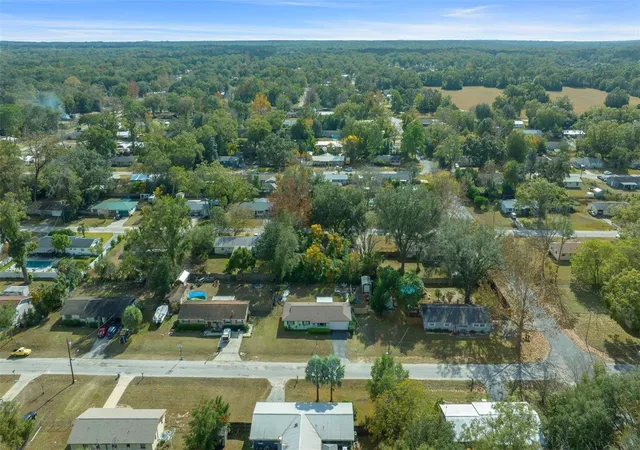 Photo 38 of Single family home for sale at 2004 Ne 52nd Street, Ocala, FL 34479 | MLS# OM720430 | Listing updated on 2026-03-10