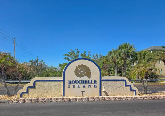 4th image of 460 Bouchelle Dr #201, New Smyrna Beach, FL 32169 | MLS# NS1087580