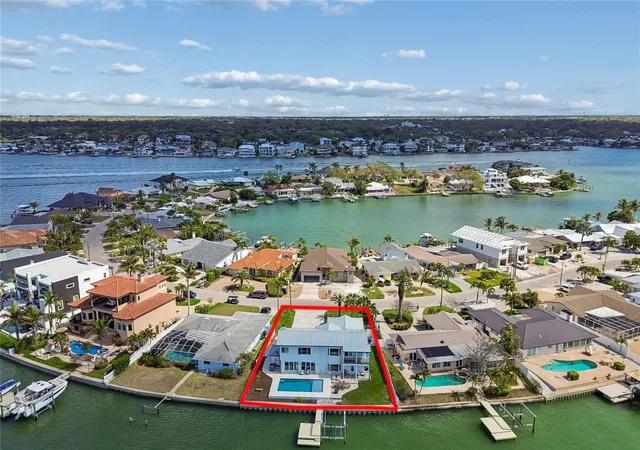 Photo 2 of Single family home for sale at 478 Harbor Dr N, Indian Rocks Beach, FL 33785 | MLS# TB8484658 | Listing updated on 2026-09-11
