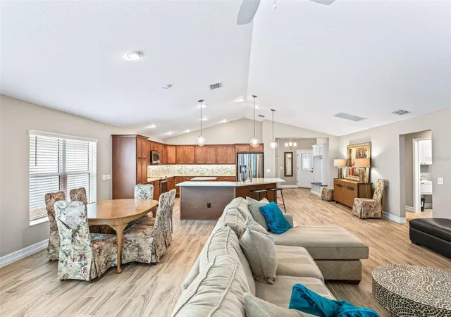 5th image of 889 Jay St, The Villages, FL 32163 | MLS# G5109340