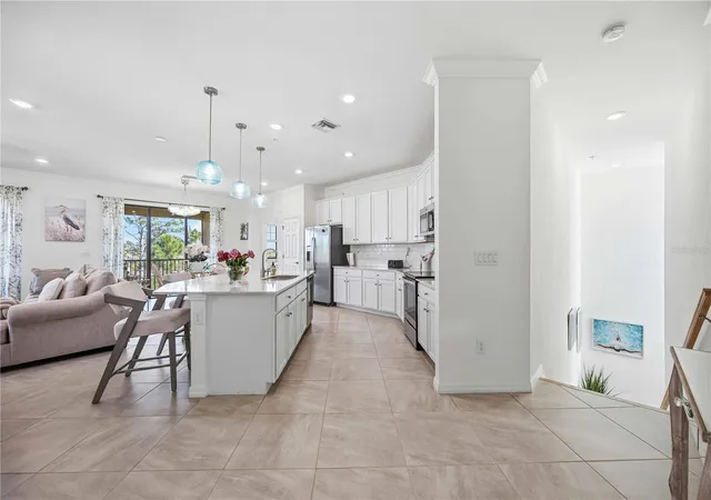 3rd image of 10039 Crooked Creek Dr, VENICE, FL 34293