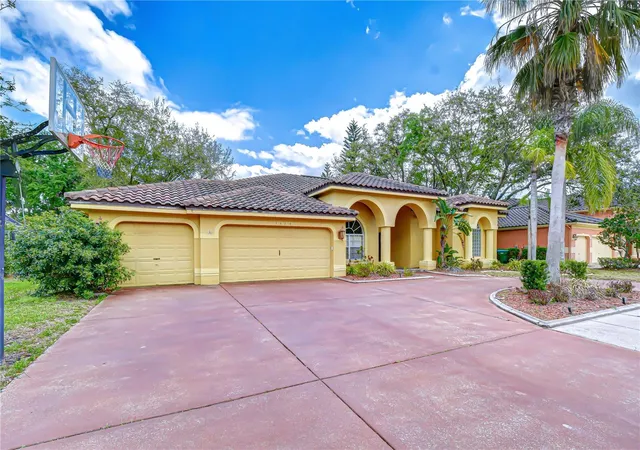 2nd image of 3373 Crescent Oaks Blvd, Tarpon Springs, FL 34688 | MLS# TB8484681