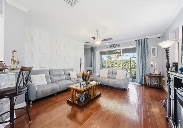 Photo 3 of Single family home for sale at 4020 Carteret Dr, Winter Haven, FL 33884 | MLS# O6389154 | Listing updated on 2026-09-12