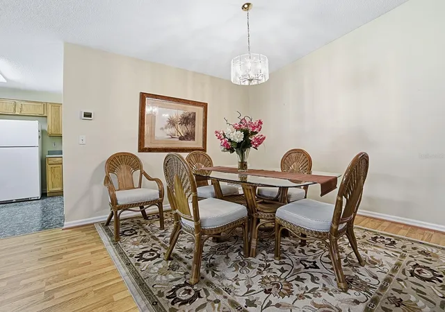 5th image of 32914 Crooked Oaks Ln, Leesburg, FL 34748 | MLS# G5109347