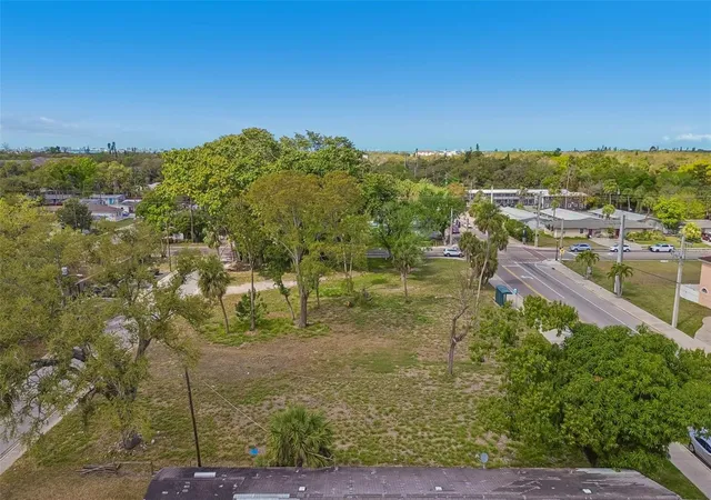 5th image of Dr Martin Luther King Jr Wy, Sarasota, FL 34234 | MLS# TB8484737