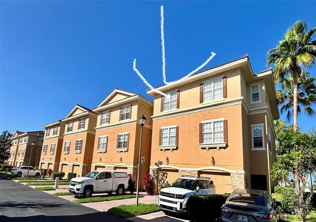 Photo 3 of Townhouse for sale at 5633 Blackfin Dr, New Port Richey, FL 34652 | MLS# TB8484756 | Listing updated on 2026-09-02