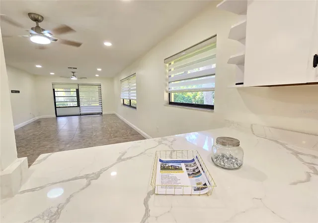 Photo 4 of Condo for sale at 2009 Hammock Pine Blvd #2009, Clearwater, FL 33761 | MLS# TB8484773 | Listing updated on 2026-09-30