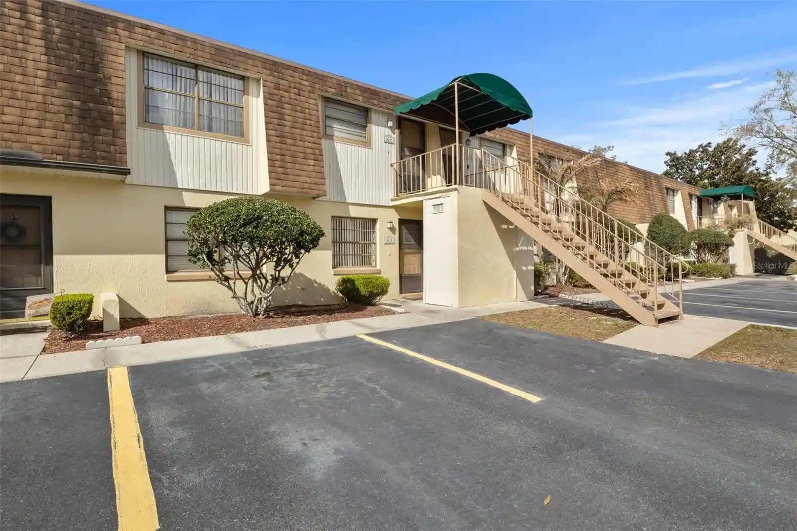 Listing Photo 2 - Condo for sale in 6138 Topher Trl located at 6138 Topher Trl, MULBERRY, FL 33860 - Unit 6138 Topher Trl