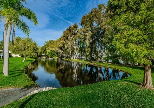 34th image of 852 Oxford Ct, Dunedin, FL 34698 | MLS# TB8484787