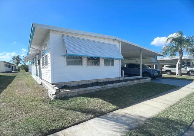 Photo 2 of Manufactured home for sale at 1100 Belcher Rd S #197, Largo, FL 33771 | MLS# TB8484797 | Listing updated on 2026-09-12