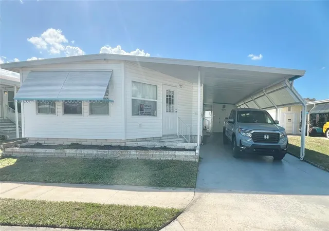Photo 3 of Manufactured home for sale at 1100 Belcher Rd S #197, Largo, FL 33771 | MLS# TB8484797 | Listing updated on 2026-09-12