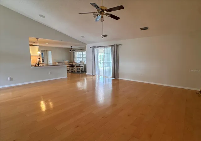 4th image of 1906 Sunrise Dr, Sebring, FL 33872 | MLS# P4938095