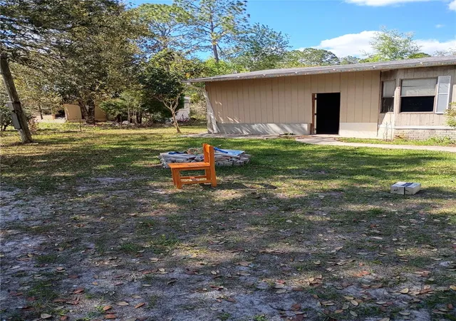 Photo 3 of Manufactured home for sale at 112 Thompson Ave, Interlachen, FL 32148 | MLS# S5145473 | Listing updated on 2026-08-05