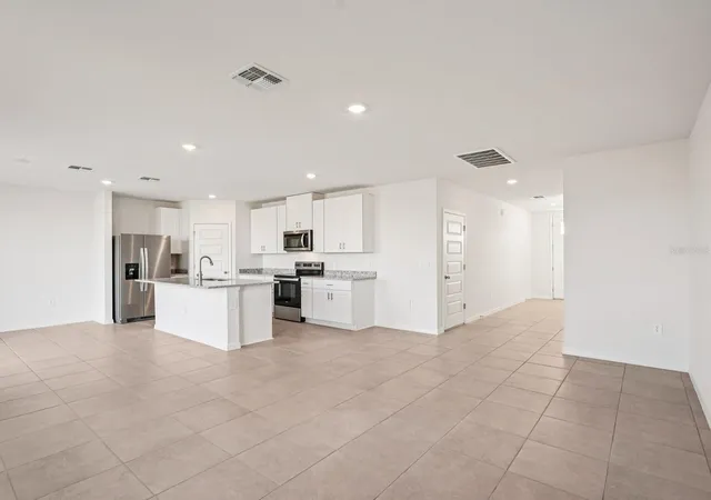 Photo 2 of Single family home for sale at 13613 Shellmore Ave, Palmetto, FL 34221 | MLS# TB8484820 | Listing updated on 2026-09-04