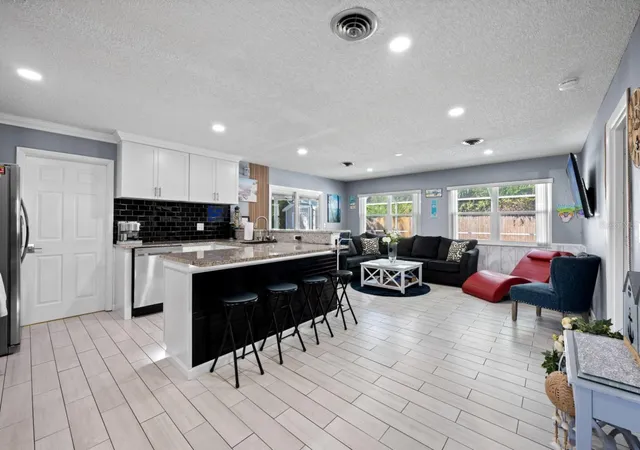 Photo 2 of Single family home for sale at 874 Acadia Rd, Venice, FL 34293 | MLS# O6389282 | Listing updated on 2026-09-16