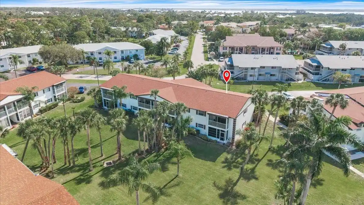 Listing Photo 2 - Condo for sale in 7043 New Post Dr located at 7043 New Post Dr, North Fort Myers, FL 33917 - Unit 7043 New Post Dr