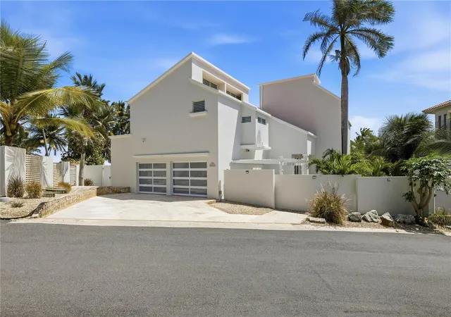 Photo 2 of Mansion for sale at 32 Shell Castle, Humacao, PR 00791 | MLS# PR9119809 | Listing updated on 2026-03-19