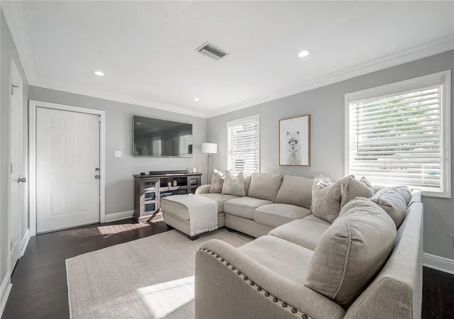 5th image of 2902 N Jefferson St, Tampa, FL 33602 | MLS# TB8484978