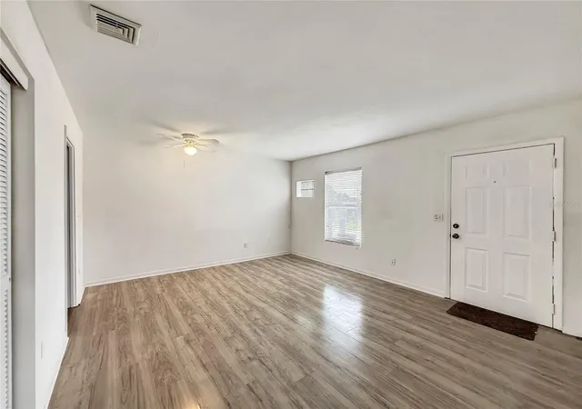Photo 4 of Single family home for sale at 889 W Village Dr, Deltona, FL 32725 | MLS# O6389379 | Listing updated on 2026-08-24