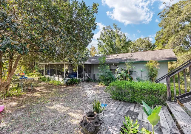 Photo 3 of Single family home for sale at 5985 W Gulf To Lake Hwy, Crystal River, FL 34429 | MLS# OM720481 | Listing updated on 2026-08-31