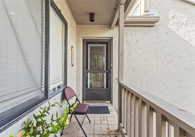 Photo 3 of Condo for sale at 1633 Boathouse Cir #232, Sarasota, FL 34231 | MLS# A4685633 | Listing updated on 2026-10-03