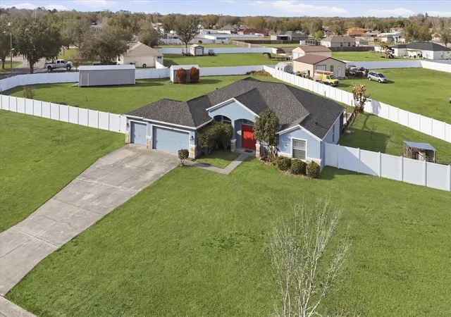 4th image of 4324 Windmill Pointe Dr, Plant City, FL 33567 | MLS# A4685637