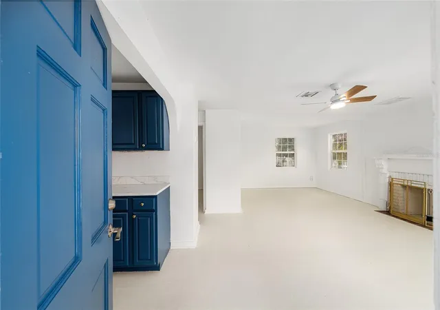 4th image of 111 E Charlotte Ave, Eustis, FL 32726 | MLS# G5109380
