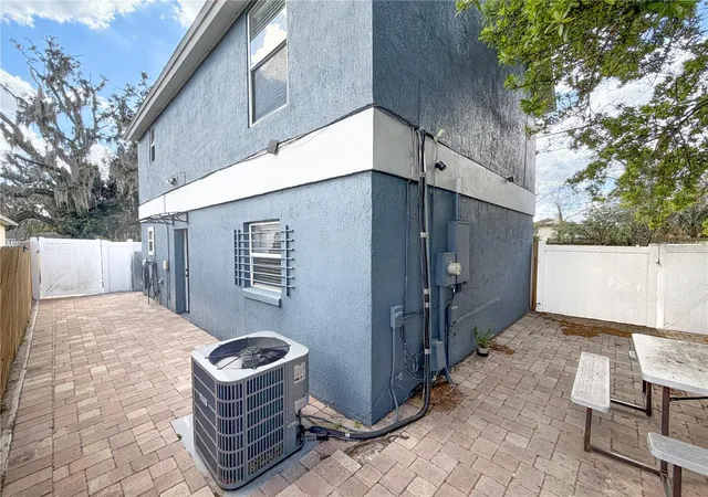 Photo 30 of Single family home for sale at 141 S Hiawassee Rd, ORLANDO, FL 32835 | MLS# O6389478 | Listing updated on 2026-10-07